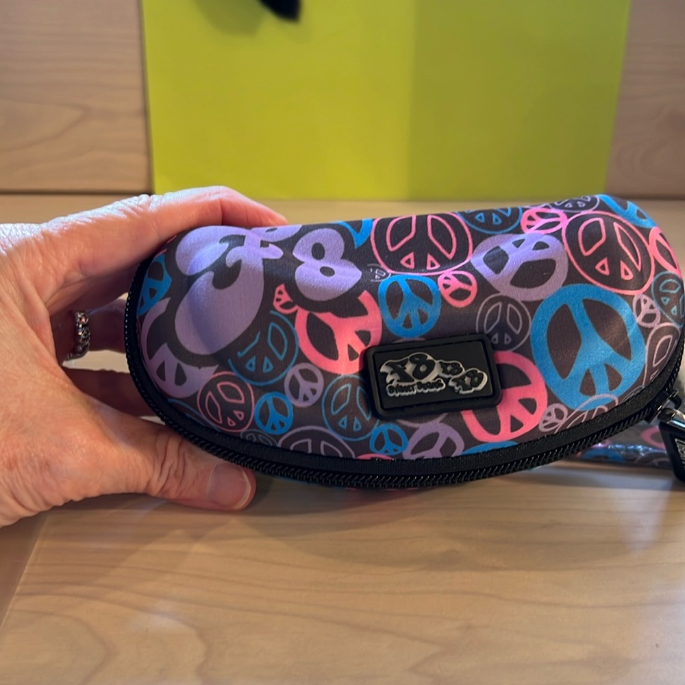 Liberty Sport girls Peace Eyeglass Case